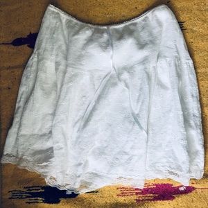 Lacey white skirt